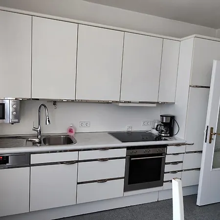Apartmán Gemuetliche Mit Grosser Dachterrasse In Sehr Zentraler Lage